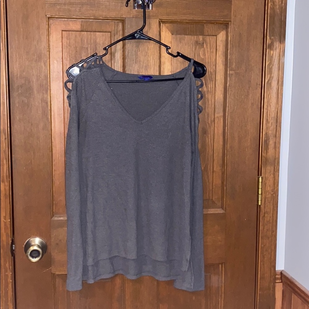 Long sleeve flowy shirt